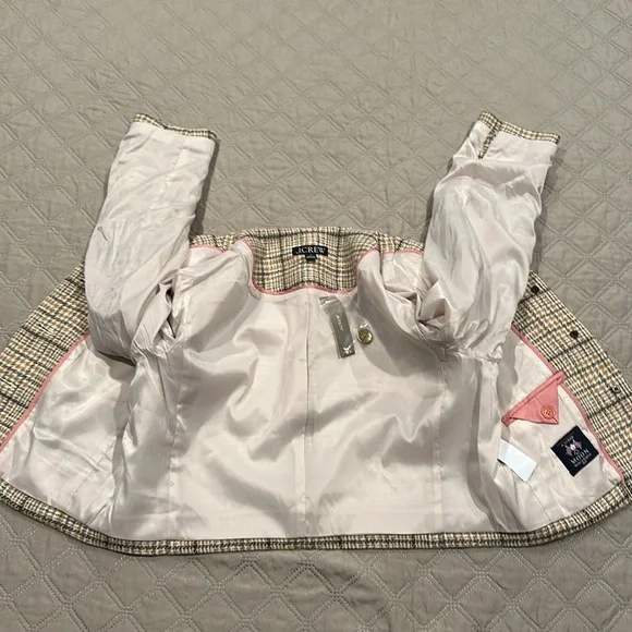 J.Crew Louisa lady jacket in plaid English wool. - Picture 12 of 12